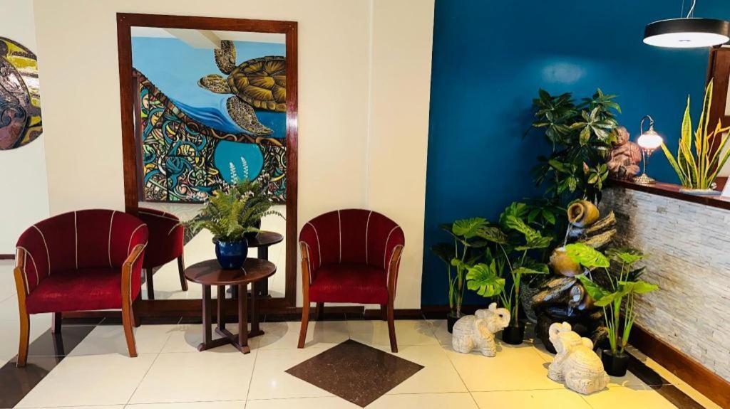 Victoria Palms Hotel Suva Esterno foto
