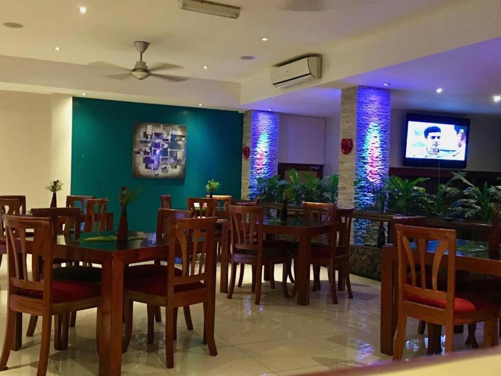 Victoria Palms Hotel Suva Esterno foto