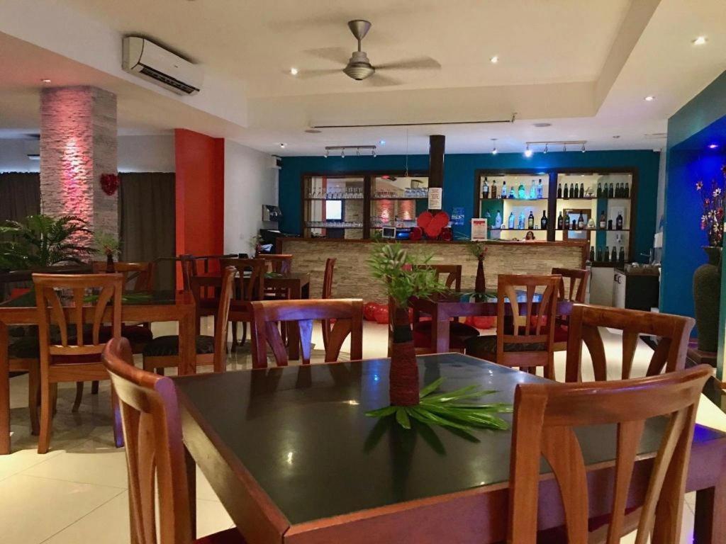 Victoria Palms Hotel Suva Esterno foto