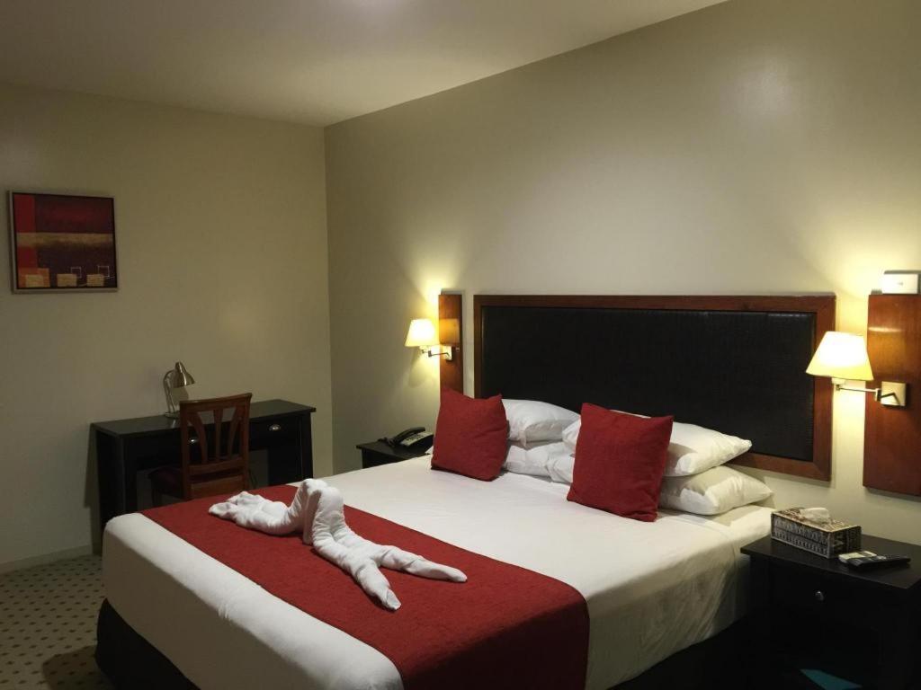 Victoria Palms Hotel Suva Esterno foto
